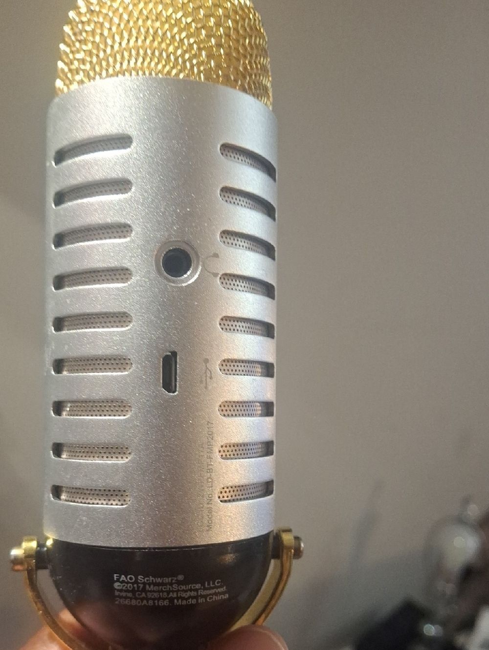 FAO Swartz Silver & Gold Microphone - Picture 4 of 4